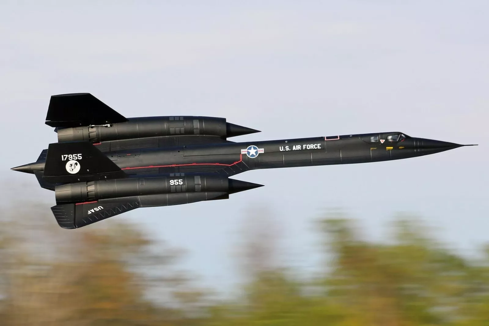  unboxing and assembly of the Freewing SR-71 Blackbird Twin 70mm EDF RC Jet